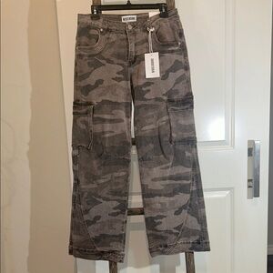 Disclosure Green/Gray Camo Women's Low Rise Flare Jeans 9/29